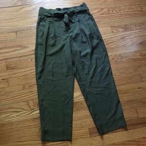 NWT Madewell Drapey Paperbag Pants in Green